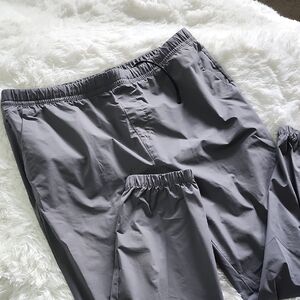 Banana Republic Charcoal Relaxed Fit Pants